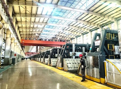 效能領(lǐng)跑，樹立“綠電鋁”行業(yè)標(biāo)桿——技術(shù)服務(wù)驅(qū)動(dòng)鋁產(chǎn)業(yè)綠色轉(zhuǎn)型